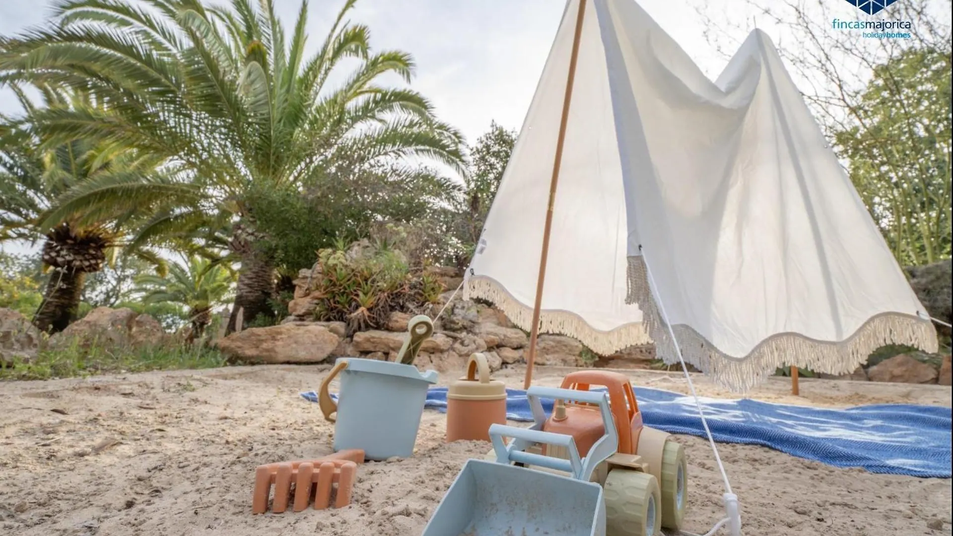 Holiday home Finca Timanfaya Llucmajor  Spain